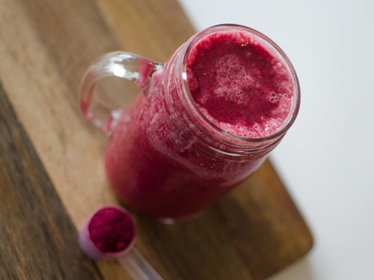 Superfood smoothie- beet, kale and lemon