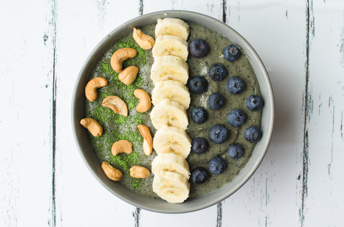 spinach smoothie bowl